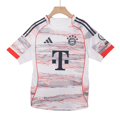 Munich Extérieur Maillot 2025/26 Blanc Joueur