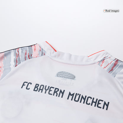 Femme Munich Extérieur Maillot 2025/26 Blanc