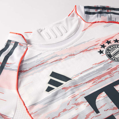 MÜLLER #25 Munich Extérieur Maillot 2025/26 Blanc Joueur