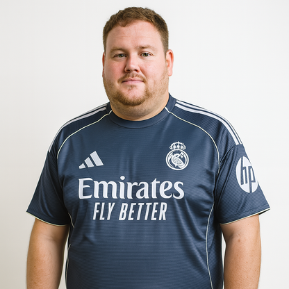 Real_Madrid_Exterieur_Maillot_202526_Grande_Taille